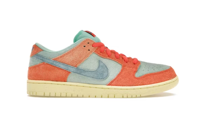 Nike SB Dunk Low Orange Emerald Rise