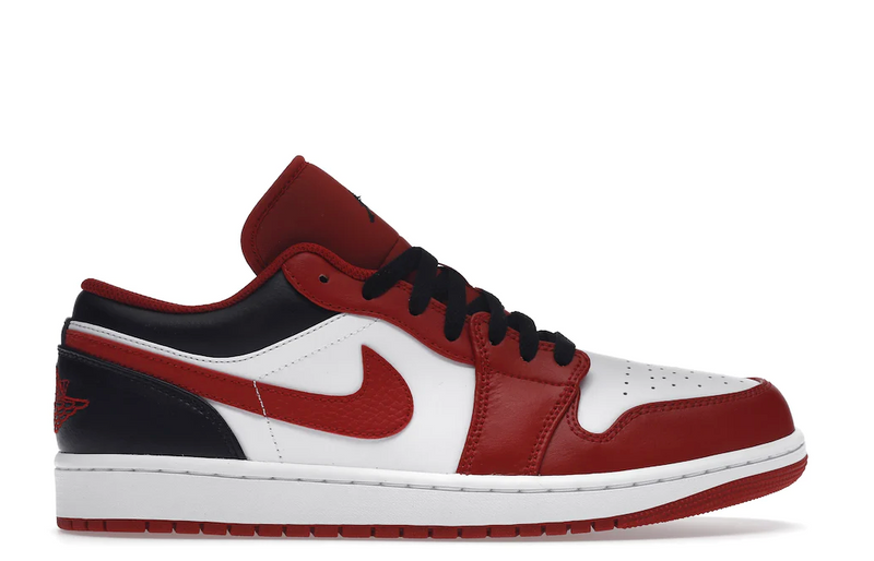 Jordan 1 Low Bulls