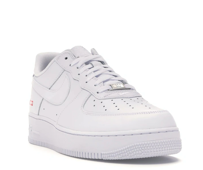 Nike Air Force 1 Low Supreme White